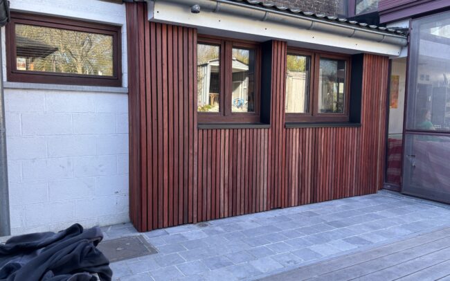 Façade avec habillage bois